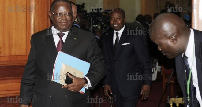 Issoze Ngondet remanie pour la 5e fois son gouvernement