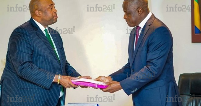 Port-Gentil : Houangni Ambouroue installé, la mairie sommée de moderniser et d’assainir la ville