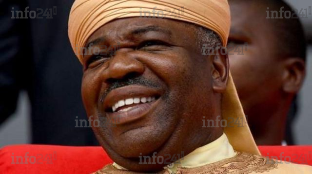 Comment Ali Bongo s’est payé la tête des antivax en supprimant les tests PCR dits « normaux » !